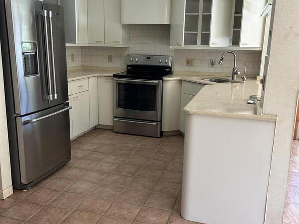 100 S S. Wimbrow Drive, Sebastian, FL 32958