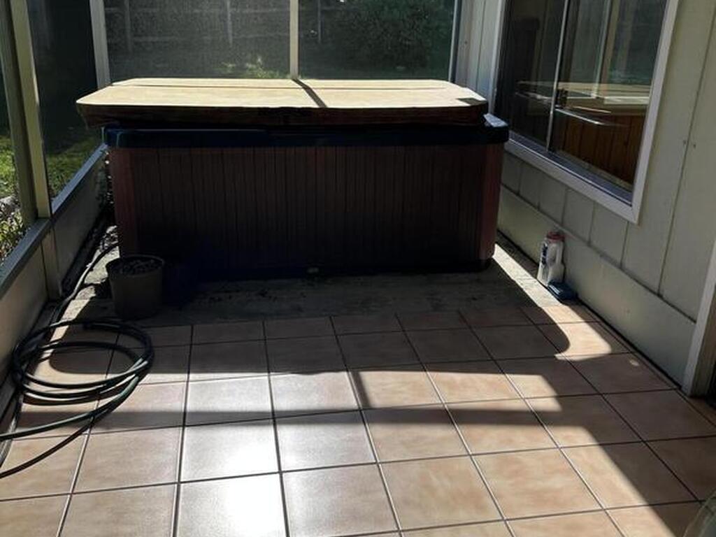 100 S S. Wimbrow Drive, Sebastian, FL 32958