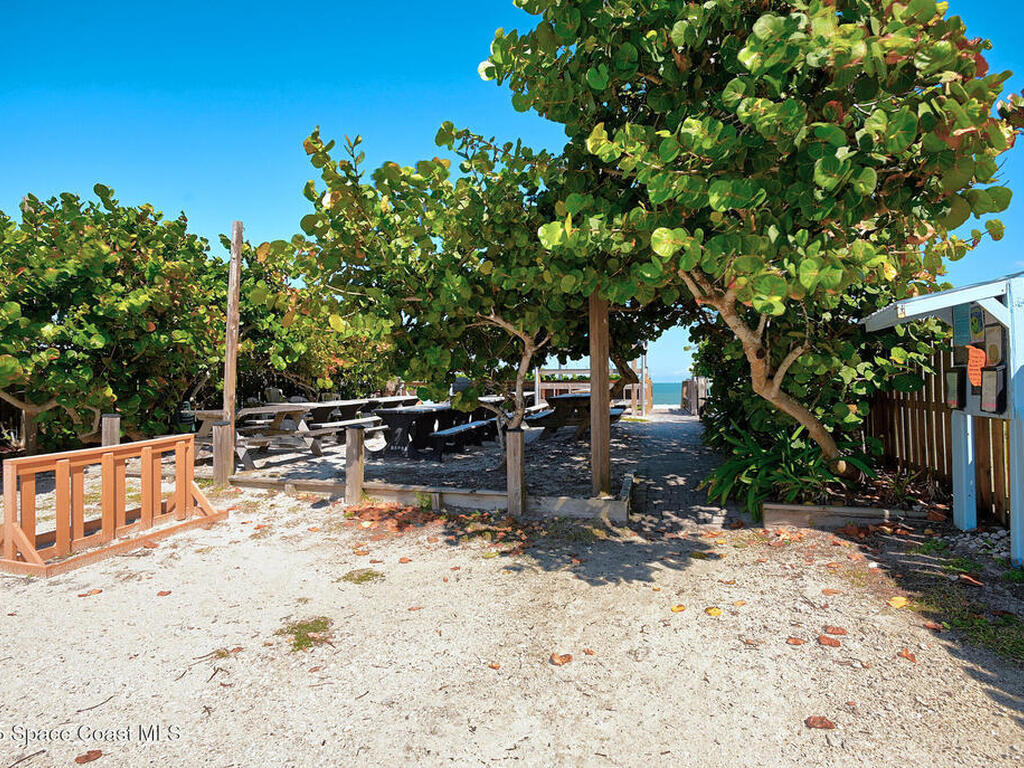 5930 Riverside Drive, Melbourne Beach, FL 32951