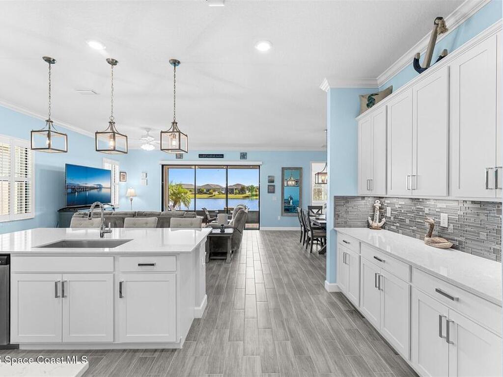 2183 Great Belt Circle, Melbourne, FL 32940