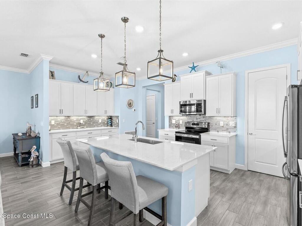 2183 Great Belt Circle, Melbourne, FL 32940