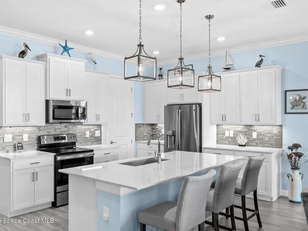 2183 Great Belt Circle, Melbourne, FL 32940