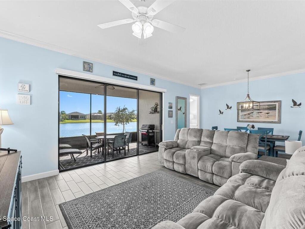 2183 Great Belt Circle, Melbourne, FL 32940