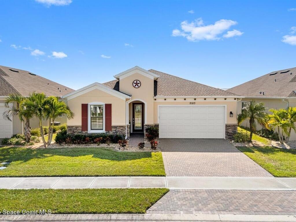 2183 Great Belt Circle, Melbourne, FL 32940