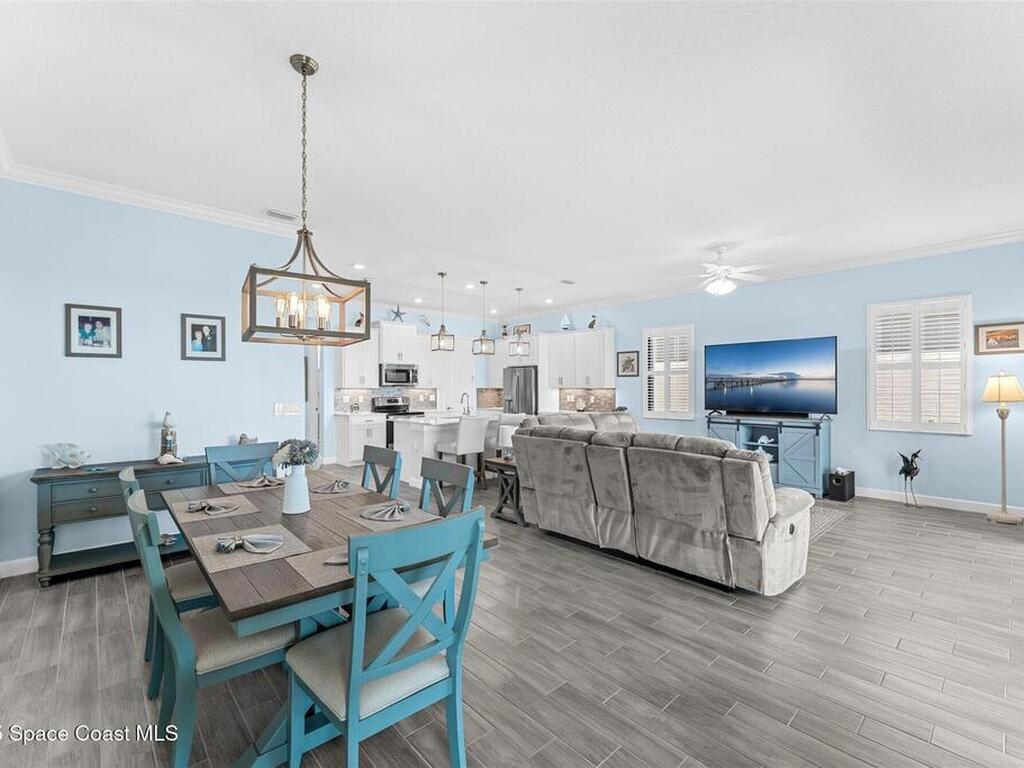 2183 Great Belt Circle, Melbourne, FL 32940