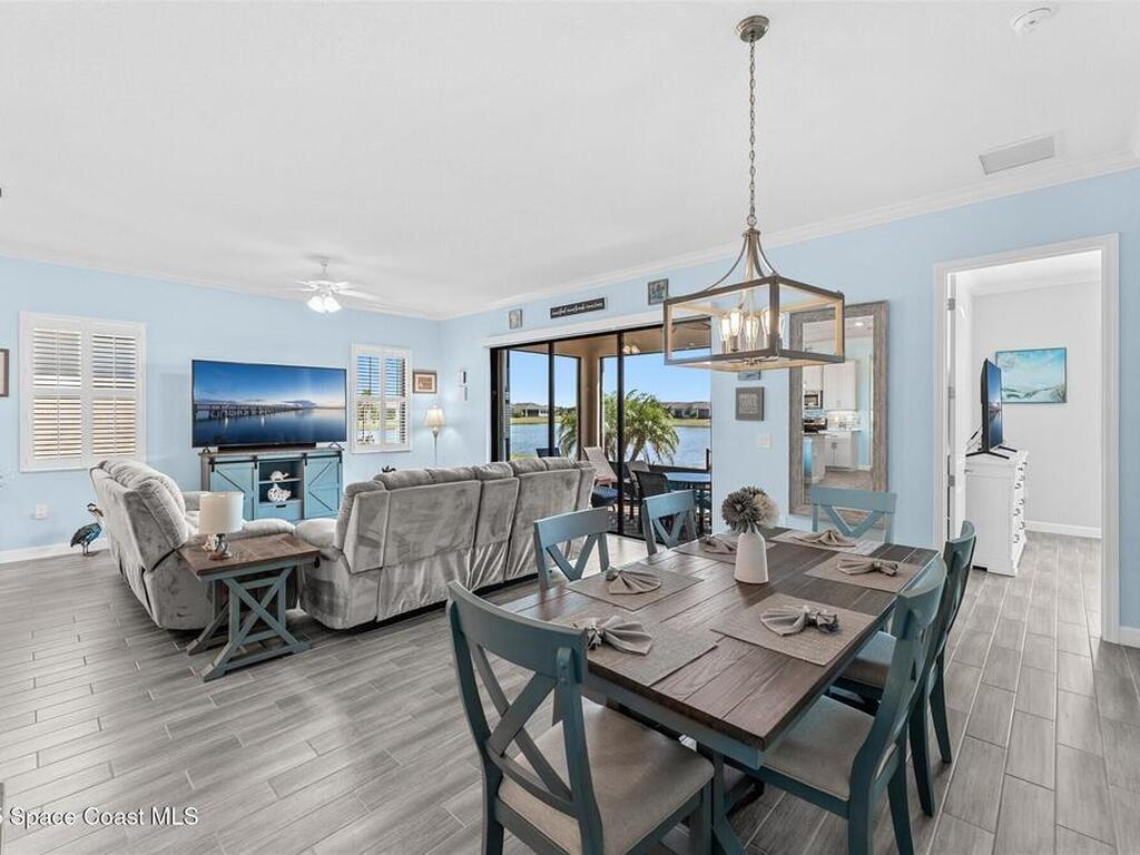 2183 Great Belt Circle, Melbourne, FL 32940