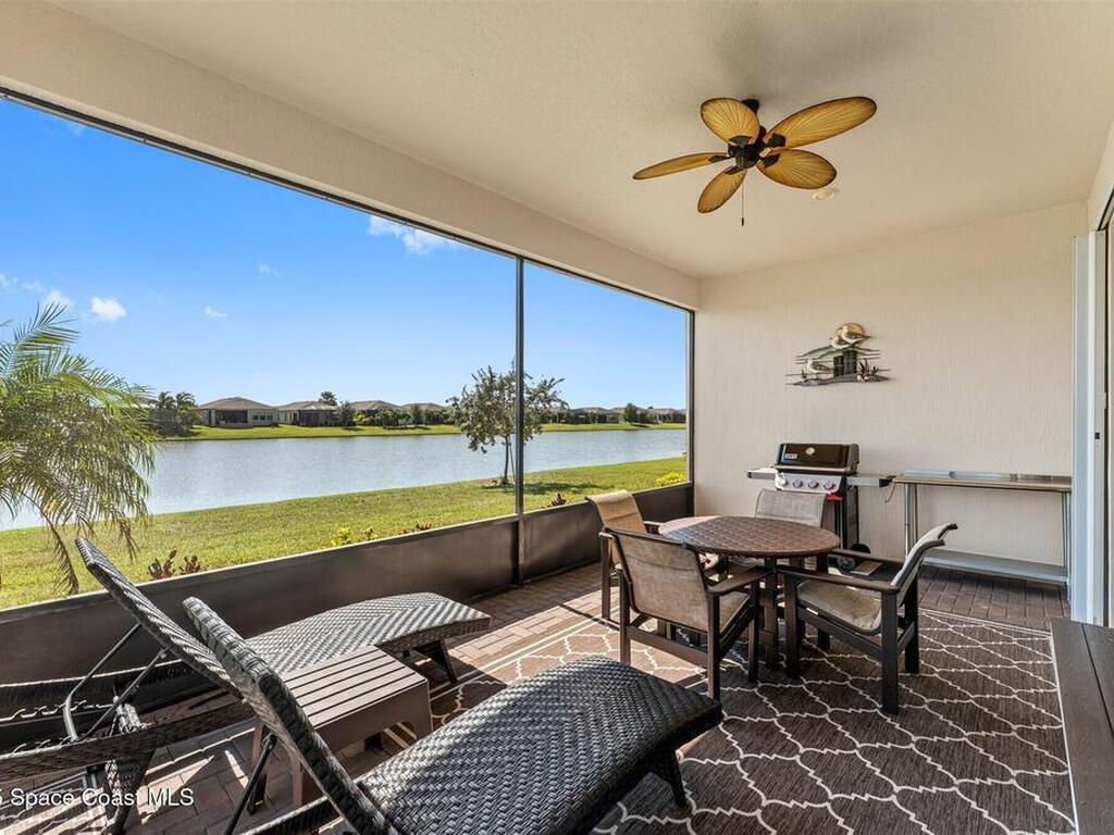 2183 Great Belt Circle, Melbourne, FL 32940