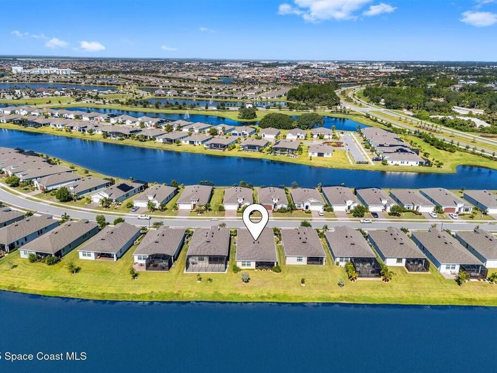 2183 Great Belt Circle, Melbourne, FL 32940