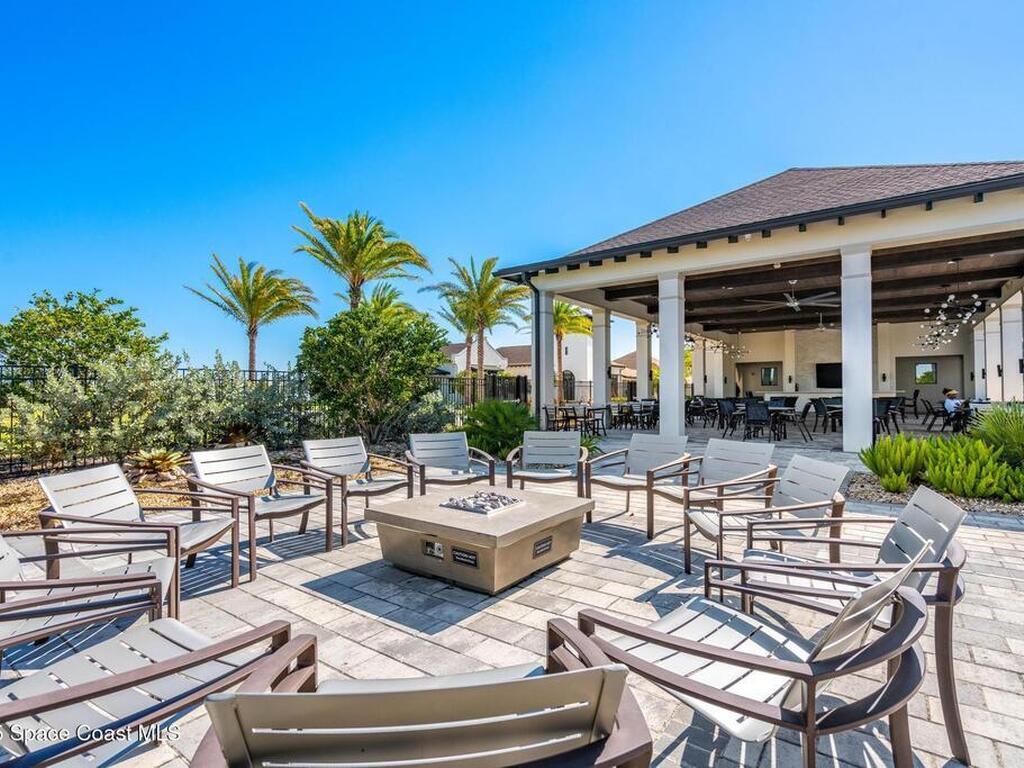 2183 Great Belt Circle, Melbourne, FL 32940