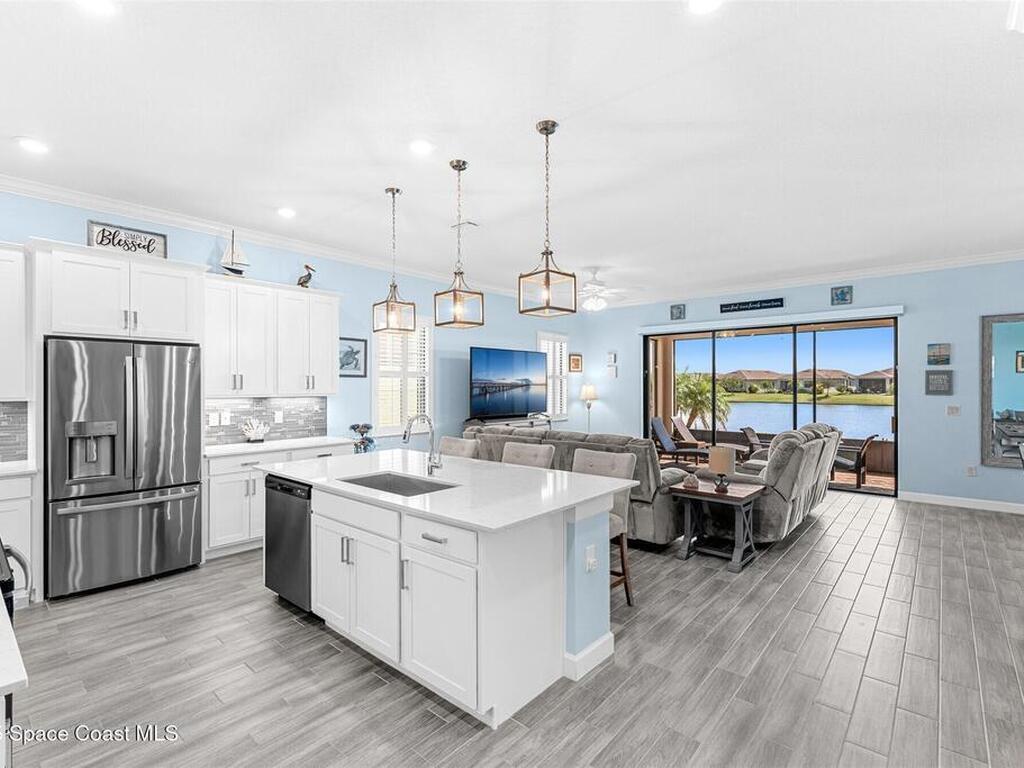 2183 Great Belt Circle, Melbourne, FL 32940