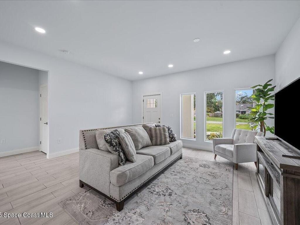 7160 Carlowe Avenue, Cocoa, FL 32927