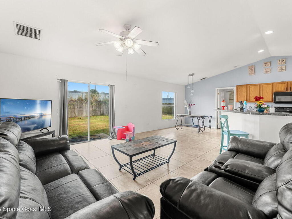 1247 Van Tassell Trail, Palm Bay, FL 32905