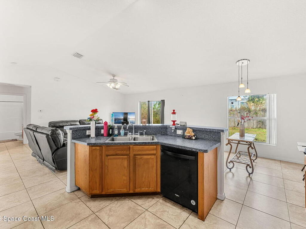 1247 Van Tassell Trail, Palm Bay, FL 32905