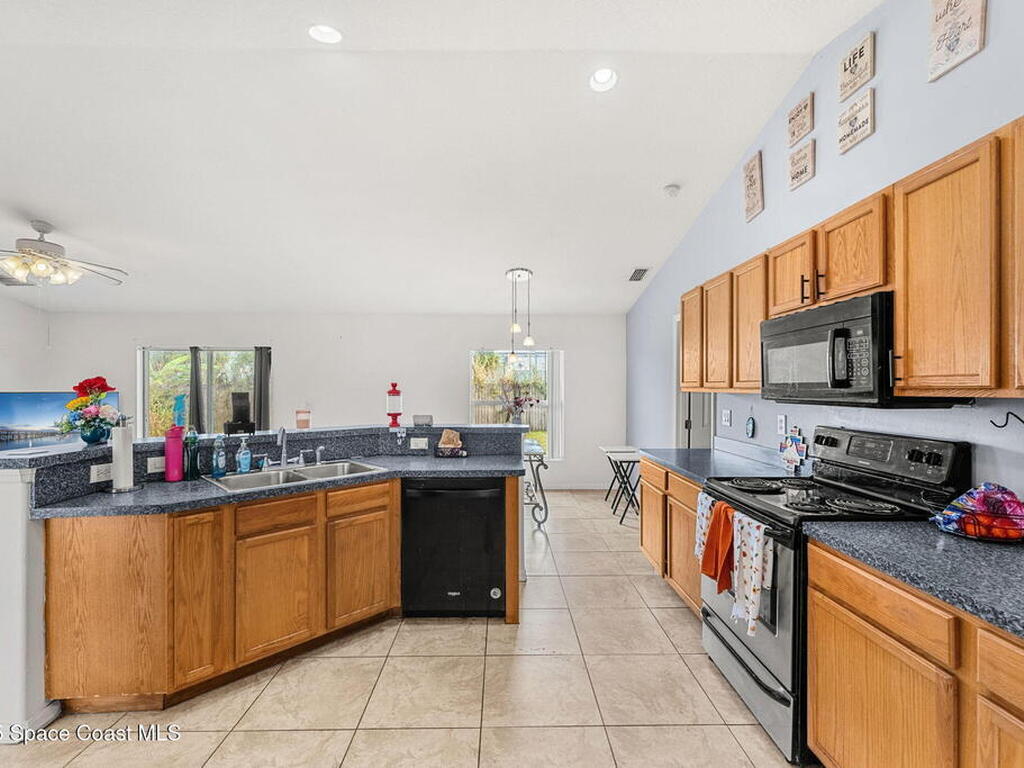 1247 Van Tassell Trail, Palm Bay, FL 32905