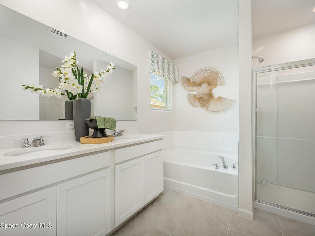 2702 Indian River Parkway, Mims, FL 32754