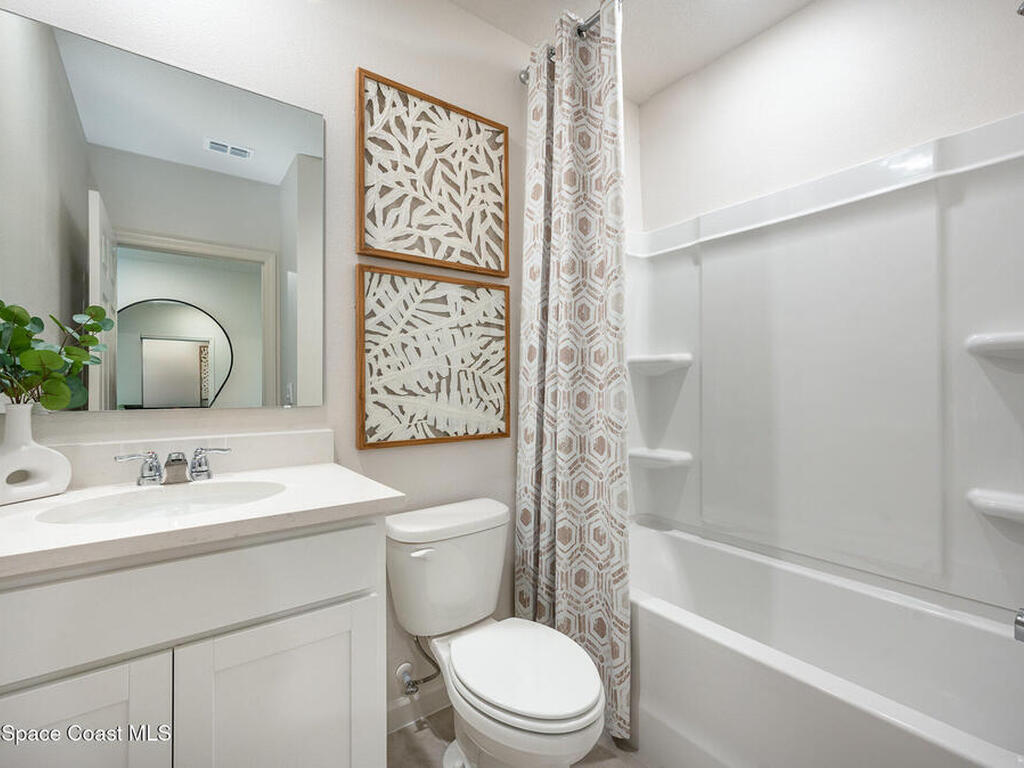 2702 Indian River Parkway, Mims, FL 32754