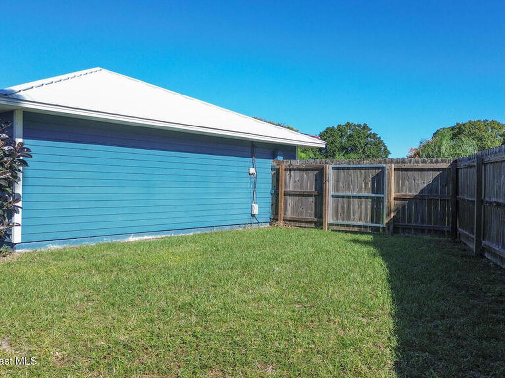 871 Southern Pine Trail, Rockledge, FL 32955