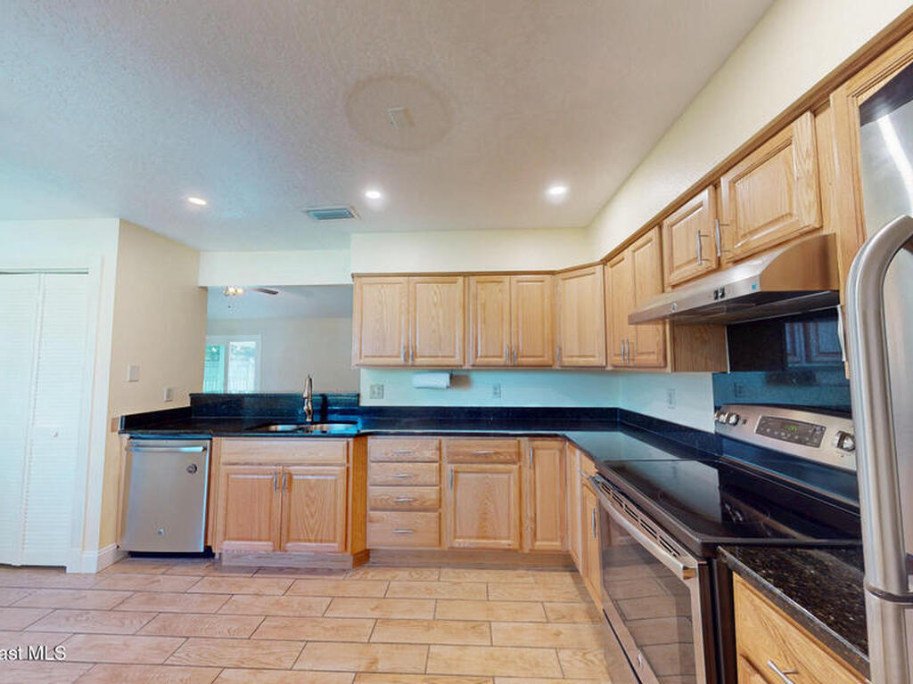 871 Southern Pine Trail, Rockledge, FL 32955