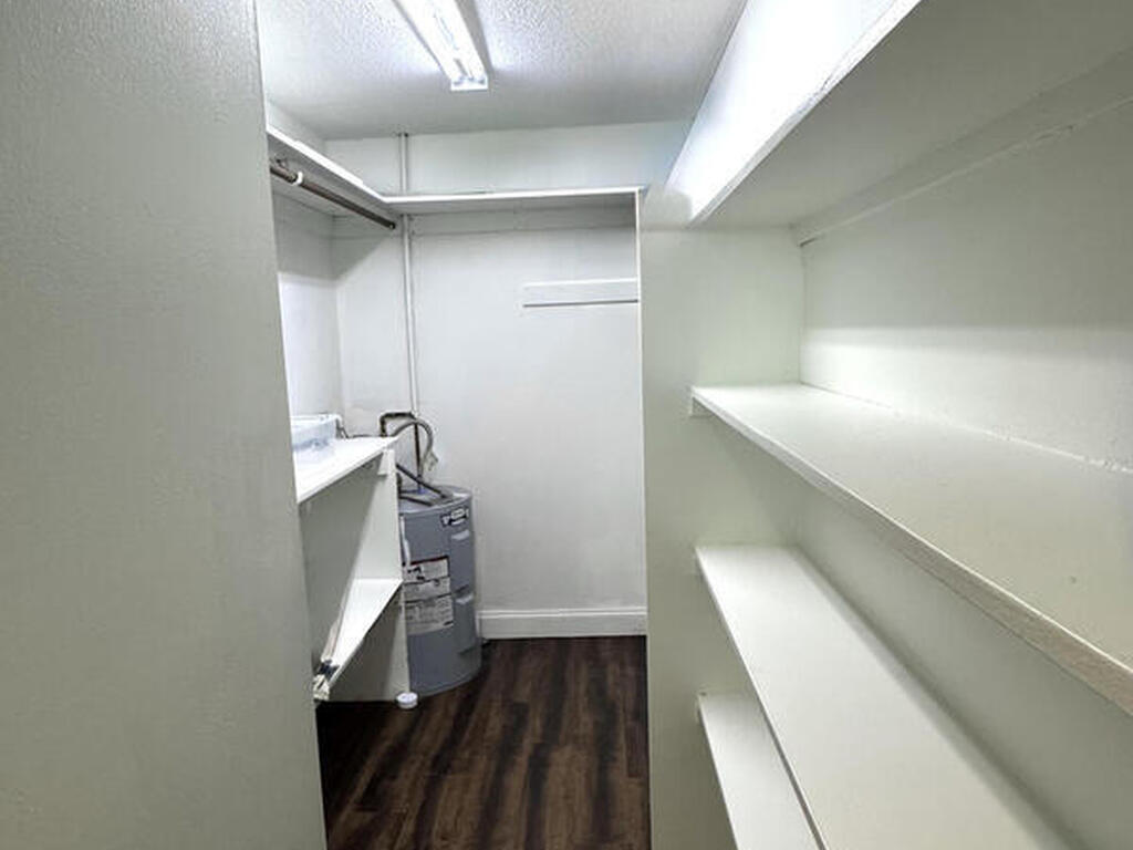 205 Buccaneer Avenue, Merritt Island, FL 32952