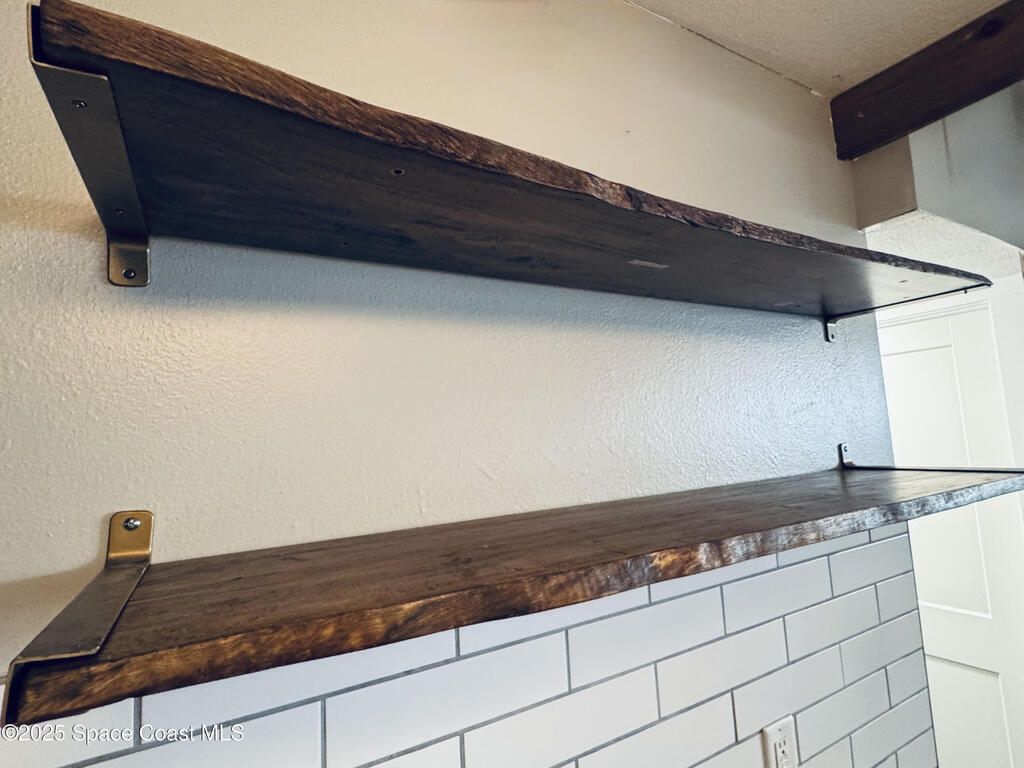 205 Buccaneer Avenue, Merritt Island, FL 32952