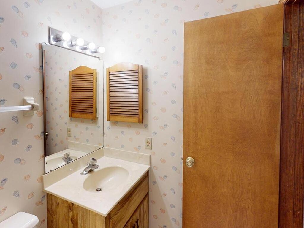 9017 Manchester Lane, West Melbourne, FL 32904