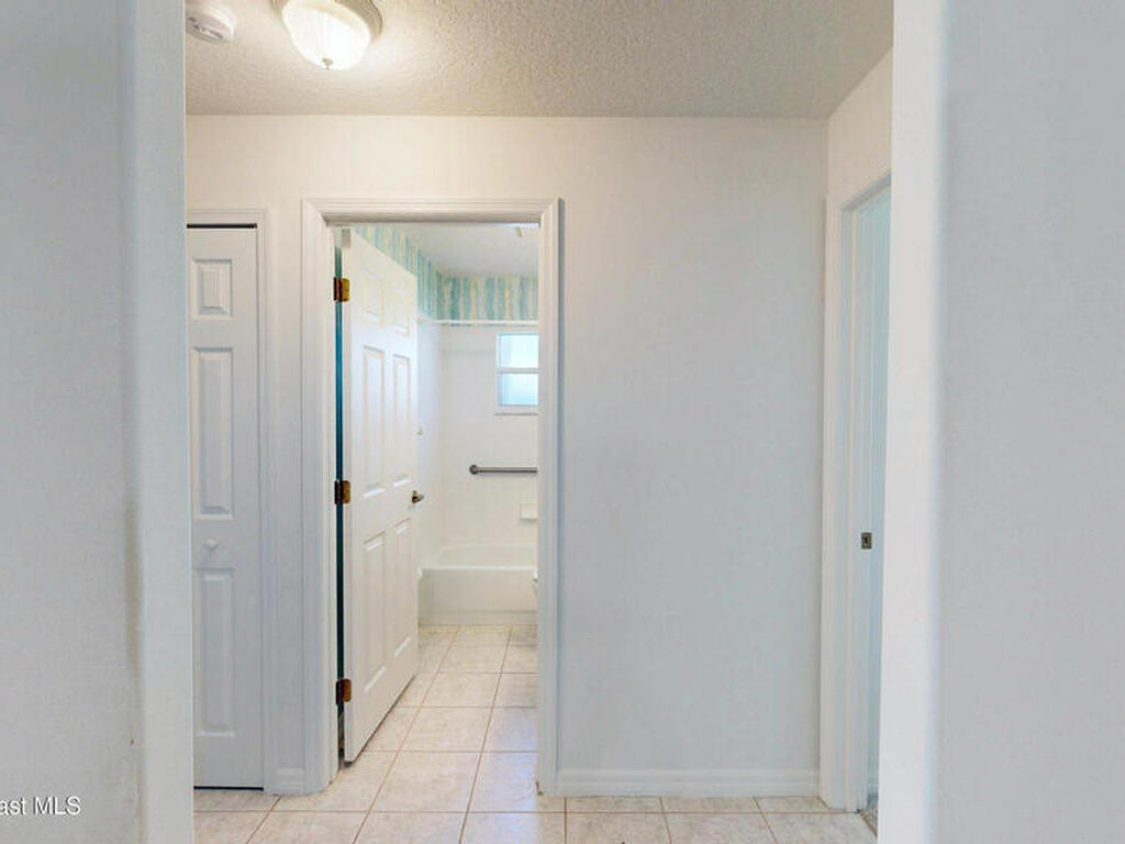 3401 Deer Lakes Drive, Melbourne, FL 32940