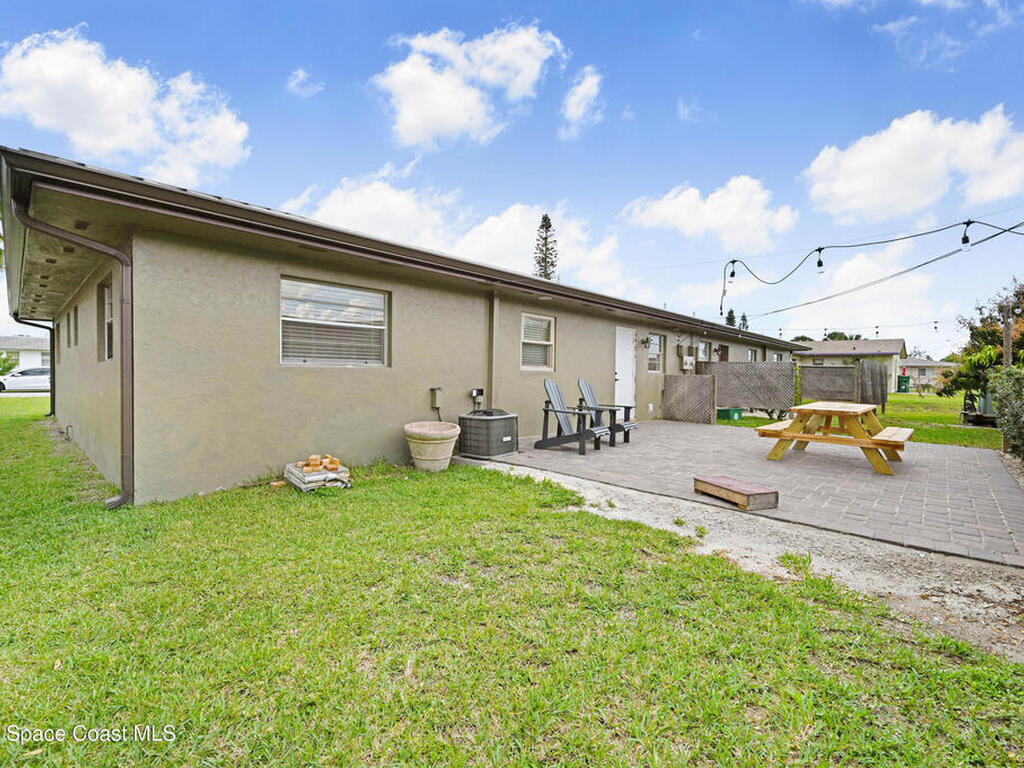 525/527 Wilson Avenue, Satellite Beach, FL 32937