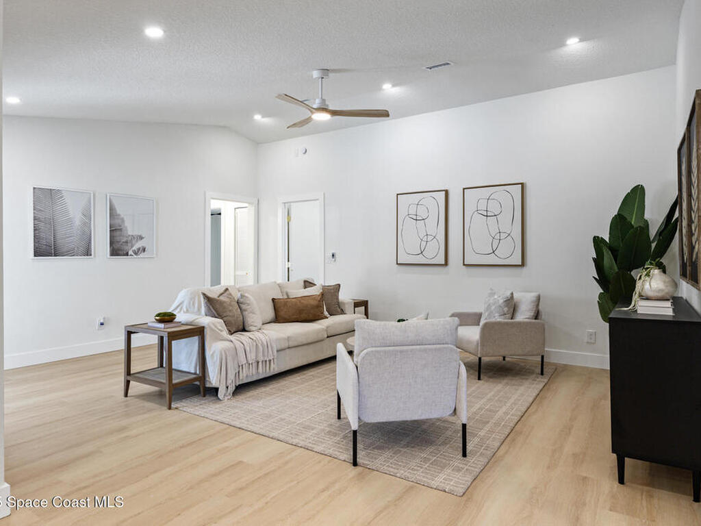 960 Canton Street, Palm Bay, FL 32907