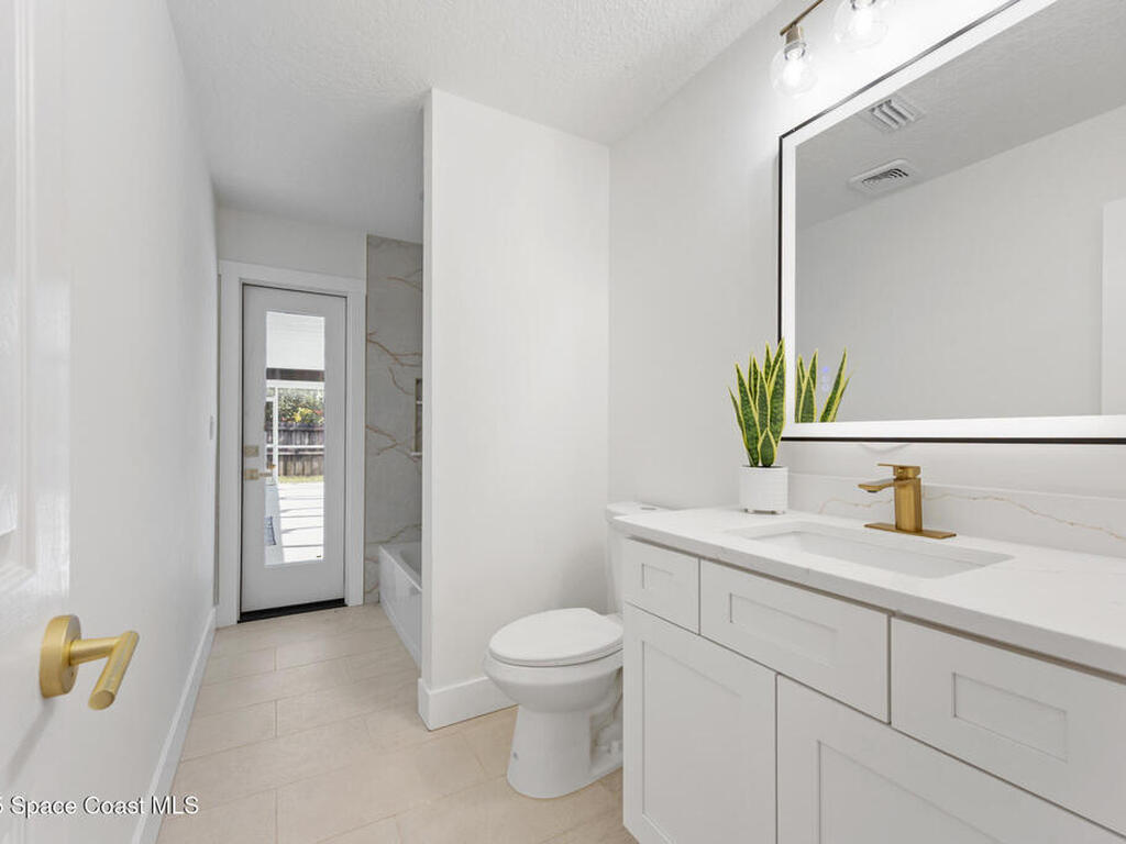 960 Canton Street, Palm Bay, FL 32907