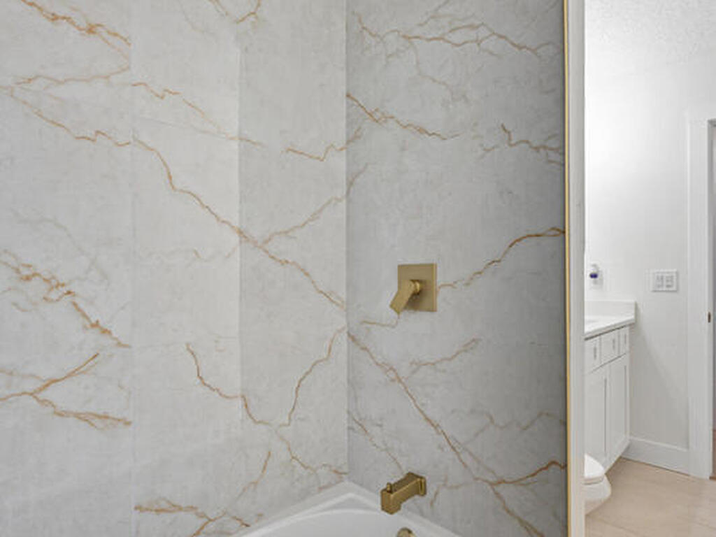 960 Canton Street, Palm Bay, FL 32907