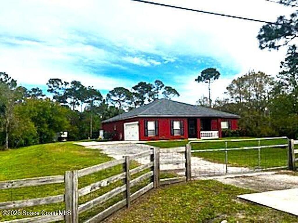 4035 Toby Avenue, Grant-Valkaria, FL 32950