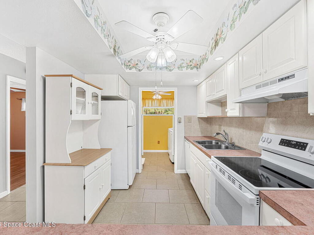 2135 N Courtenay Parkway, Merritt Island, FL 32953