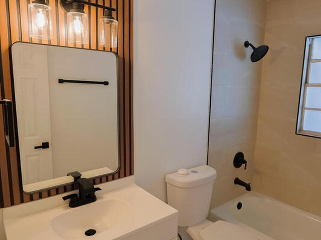 1810 Dixon Boulevard, Cocoa, FL 32922