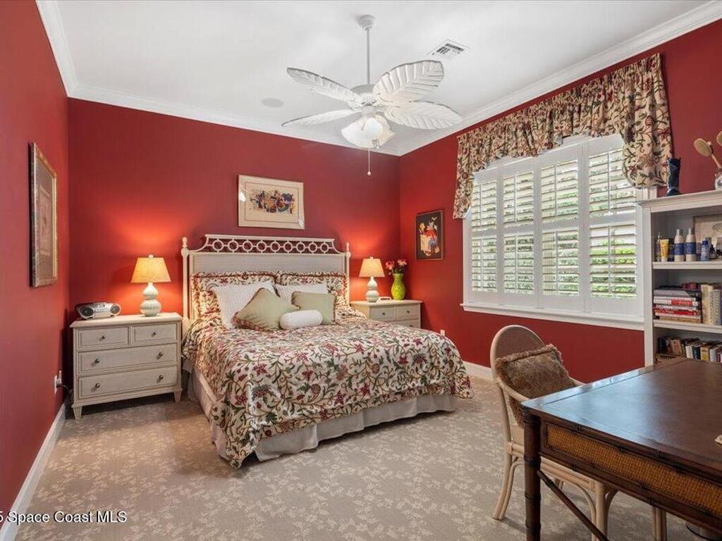 651 N Tomahawk Trail, Indian River Shores, FL 32963