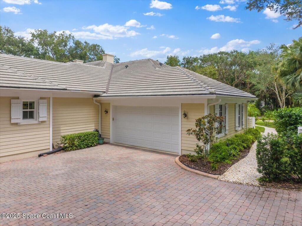 651 N Tomahawk Trail, Indian River Shores, FL 32963