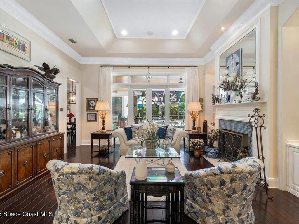 651 N Tomahawk Trail, Indian River Shores, FL 32963