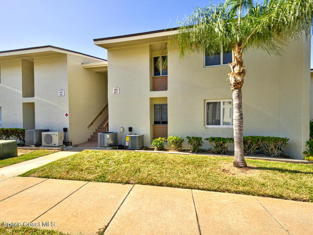 5801 N Atlantic Avenue, Cape Canaveral, FL 32920