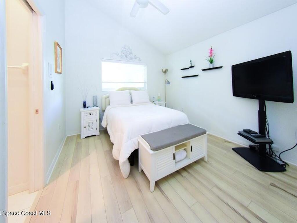 101 Island Grove Drive, Merritt Island, FL 32952