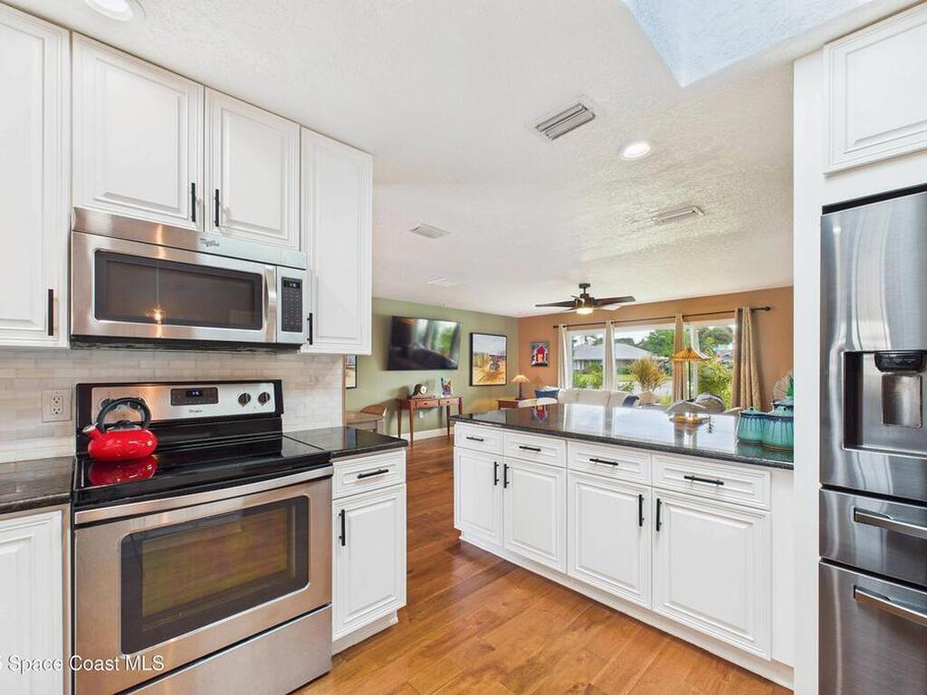 400 Oak Ridge Drive, Indialantic, FL 32903