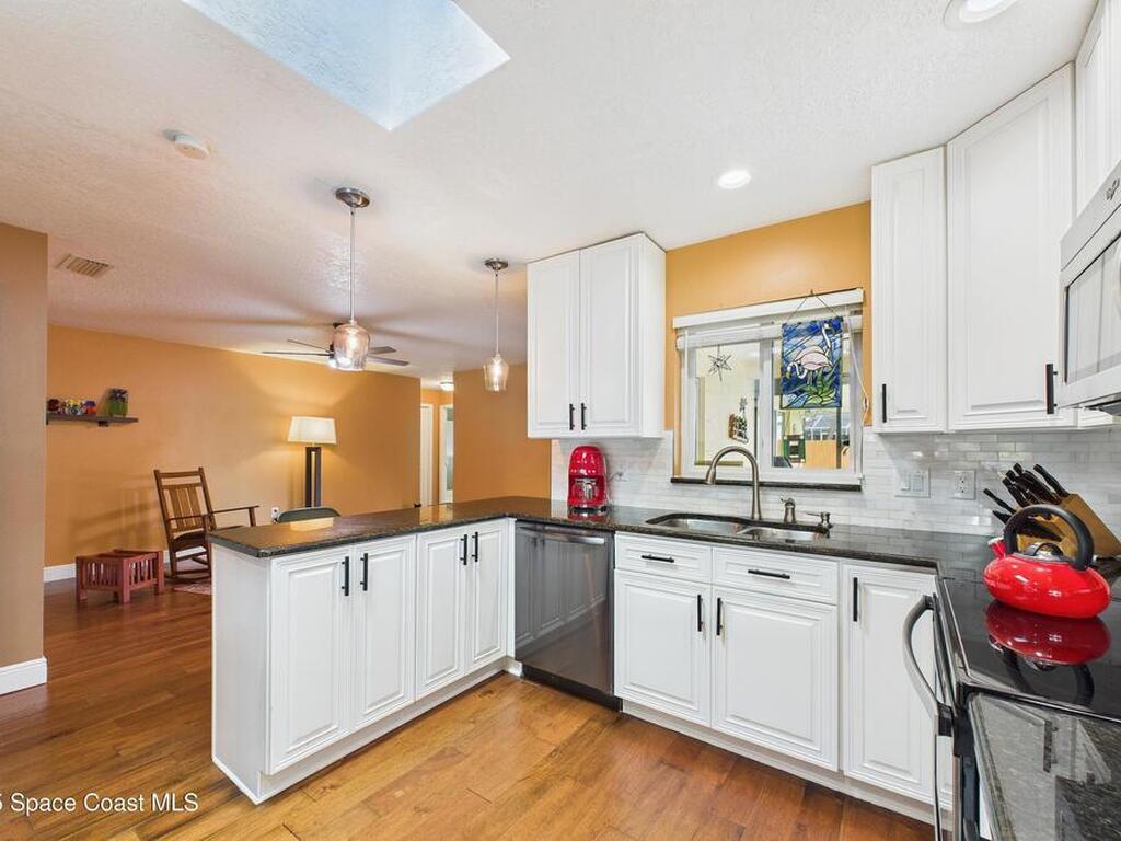 400 Oak Ridge Drive, Indialantic, FL 32903