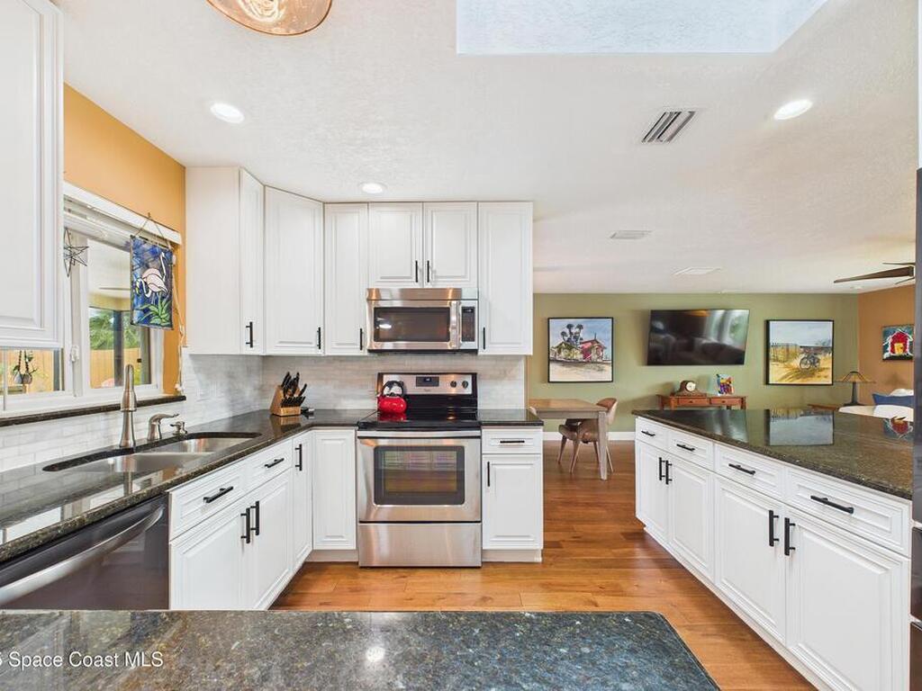 400 Oak Ridge Drive, Indialantic, FL 32903