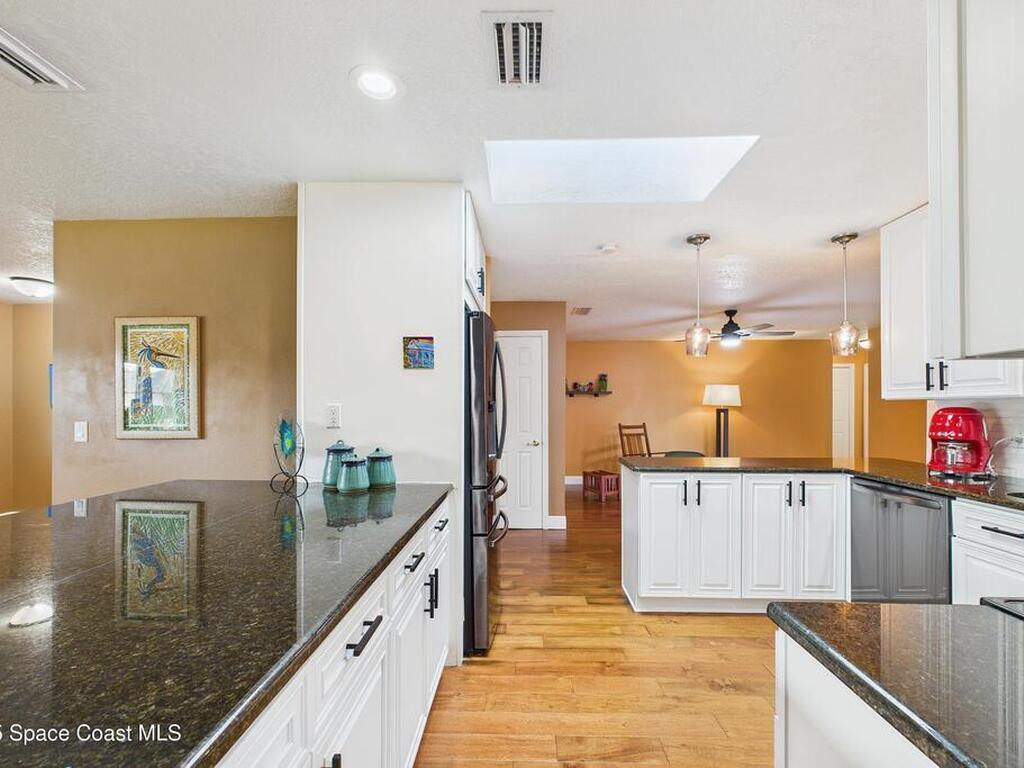 400 Oak Ridge Drive, Indialantic, FL 32903