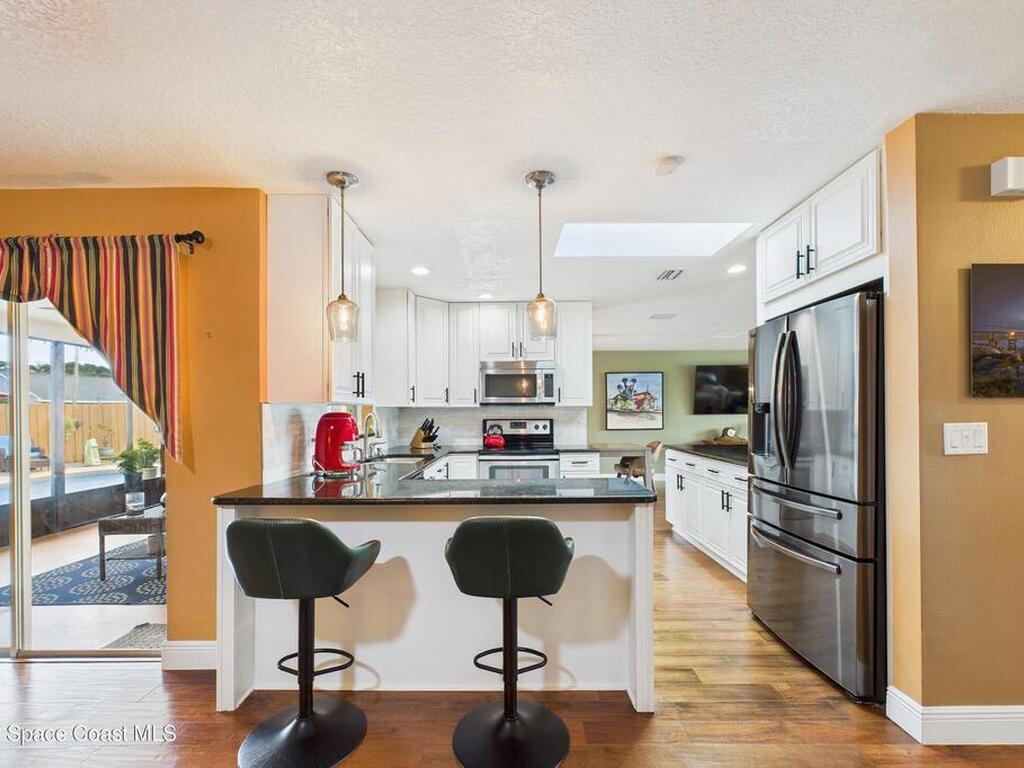 400 Oak Ridge Drive, Indialantic, FL 32903