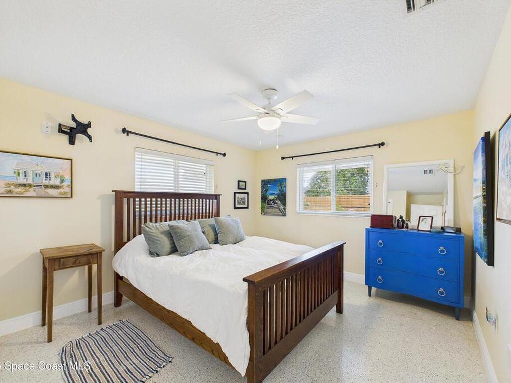 400 Oak Ridge Drive, Indialantic, FL 32903