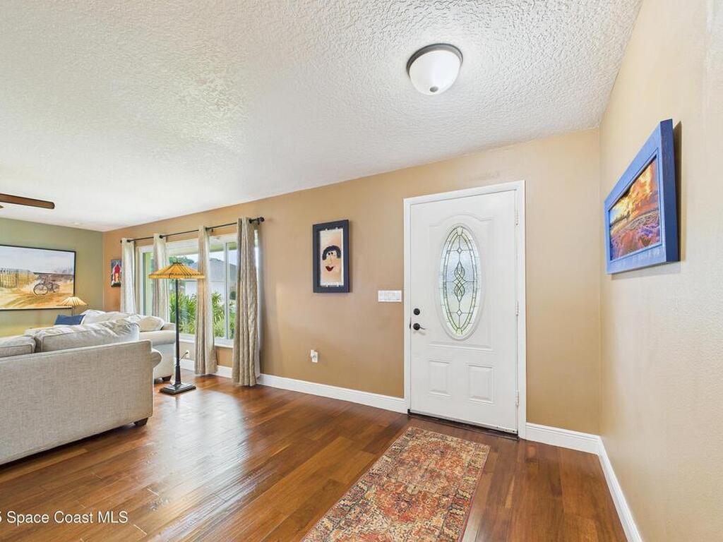 400 Oak Ridge Drive, Indialantic, FL 32903