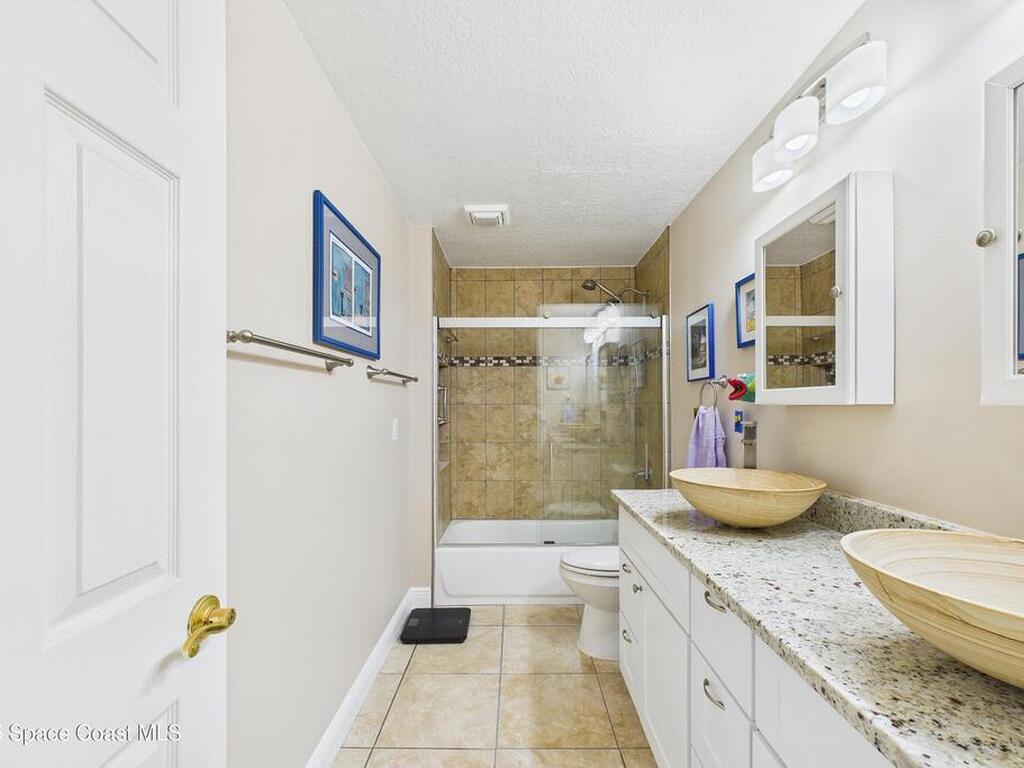 400 Oak Ridge Drive, Indialantic, FL 32903