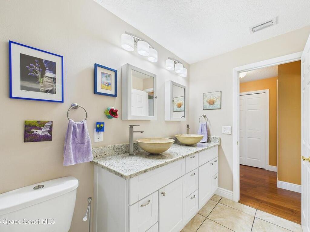 400 Oak Ridge Drive, Indialantic, FL 32903