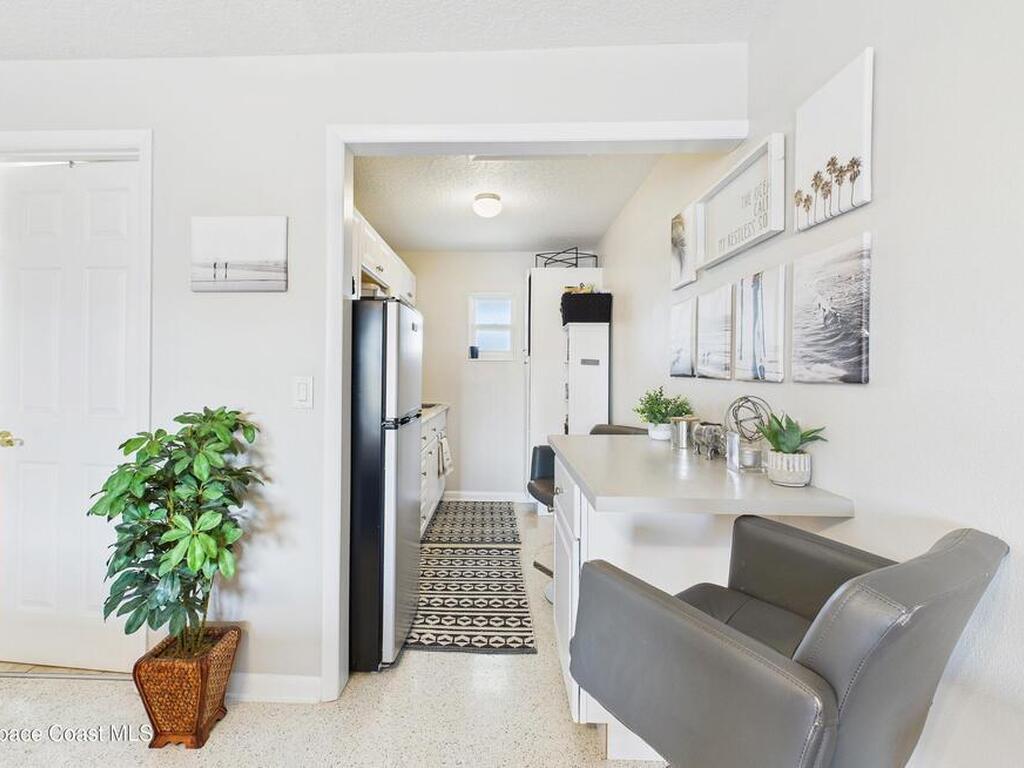 400 Oak Ridge Drive, Indialantic, FL 32903