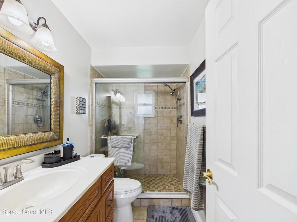 400 Oak Ridge Drive, Indialantic, FL 32903