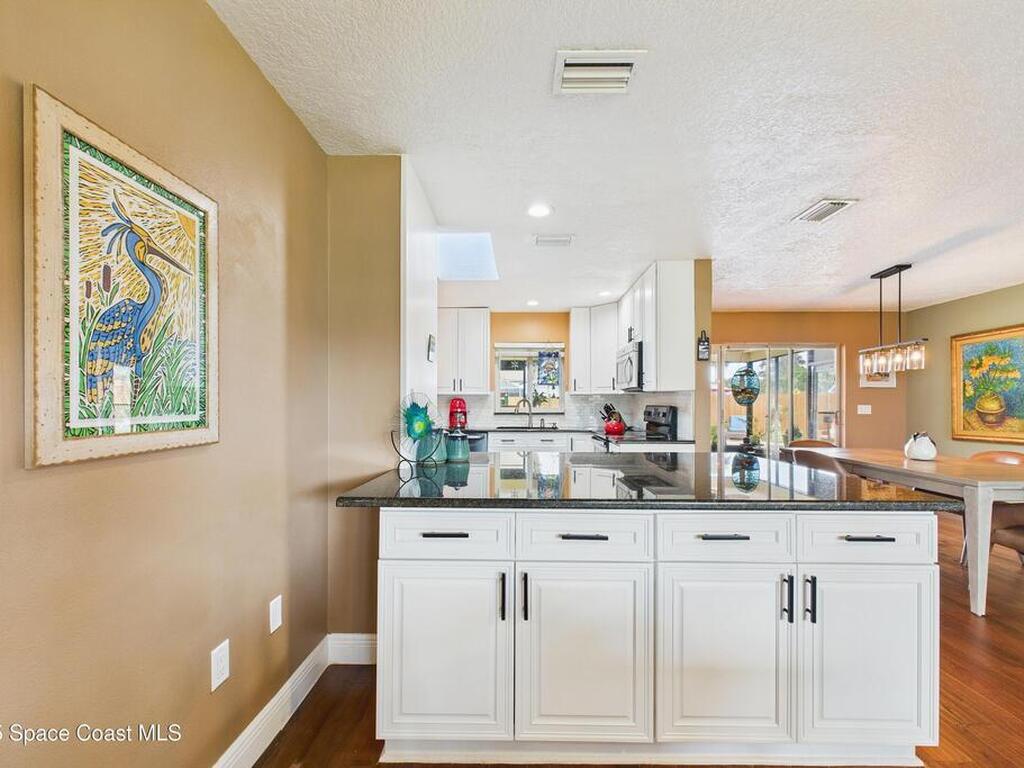 400 Oak Ridge Drive, Indialantic, FL 32903